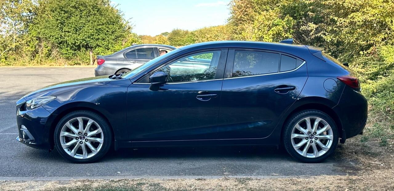 Mazda Mazda3 2.0 SKYACTIV-G Sport Nav Euro 5 (s/s) 5dr photo 4