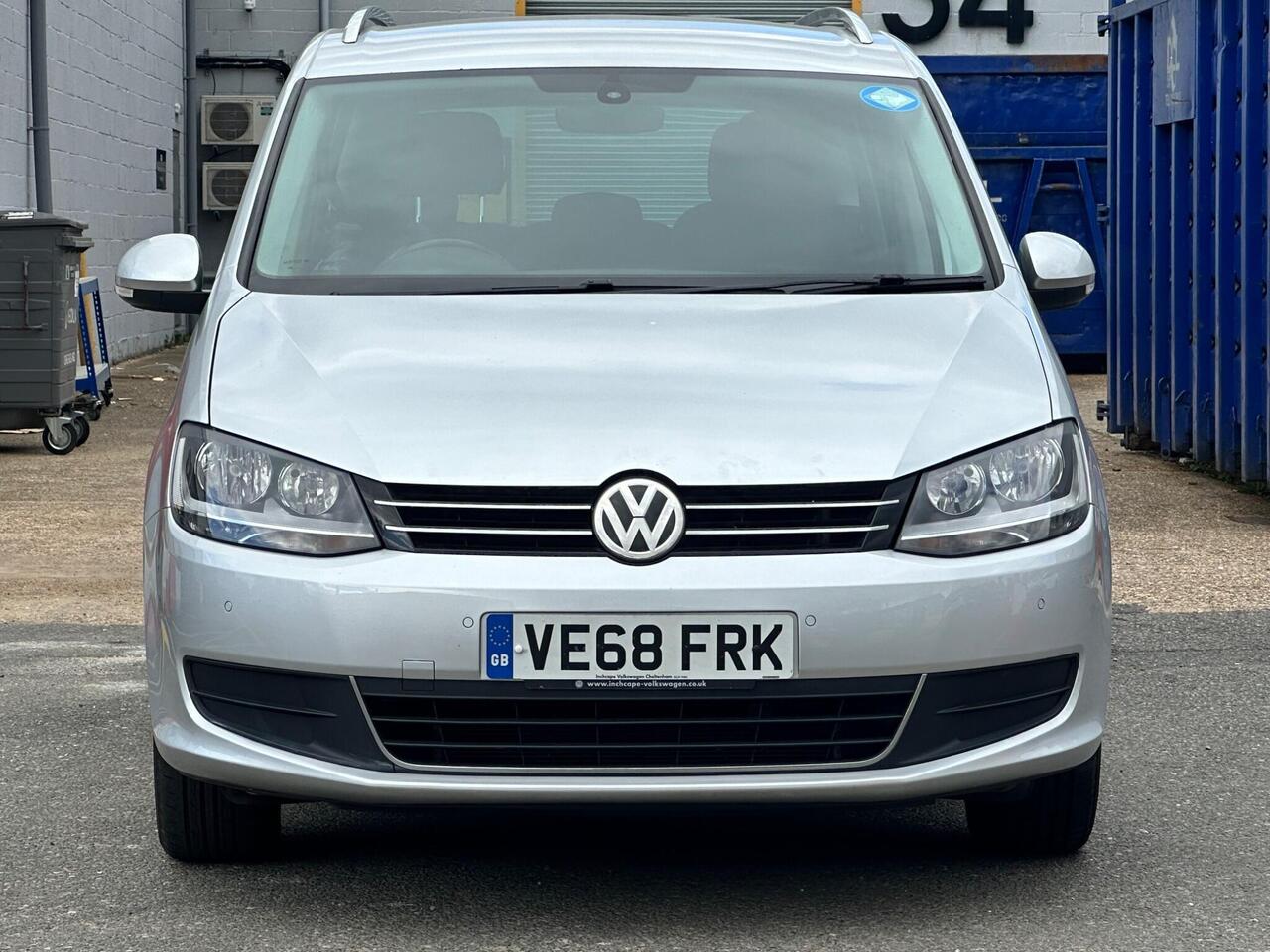 Volkswagen Sharan 2.0 TDI SE Nav DSG Euro 6 (s/s) 5dr photo 2