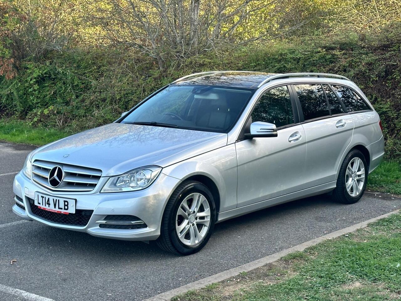 Mercedes-Benz C Class 1.6 C180 Executive SE (Premium Plus) G-Tronic+ Euro 6 (s/s) 5dr photo 3