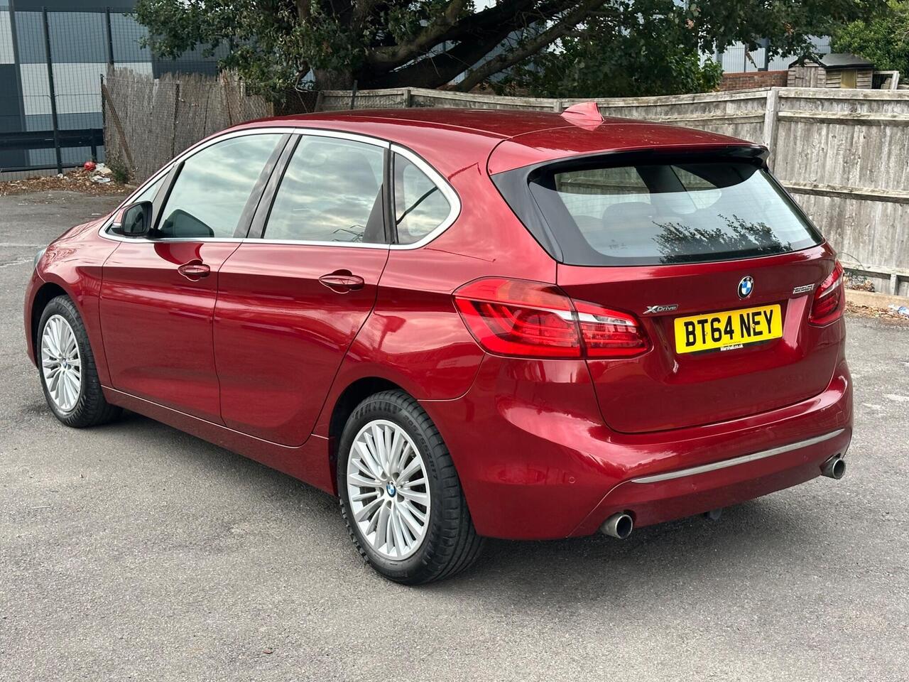 BMW 2 Series Active Tourer 2.0 225i Luxury Auto xDrive Euro 6 (s/s) 5dr photo 5