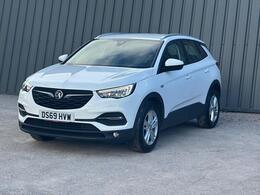 Vauxhall Grandland X photo