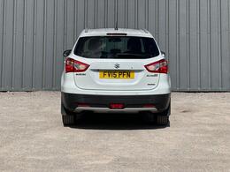 Suzuki SX4 S-Cross photo