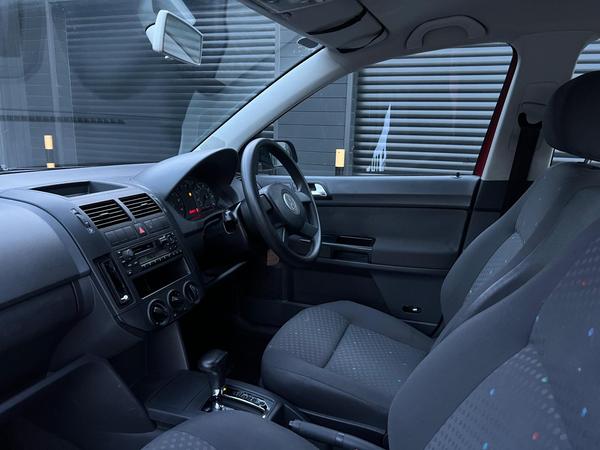 Volkswagen Polo 1.4 Twist 5dr - Image 2