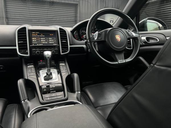 Porsche Cayenne 3.0 TD V6 Tiptronic 4WD Euro 5 (s/s) 5dr - Image 2