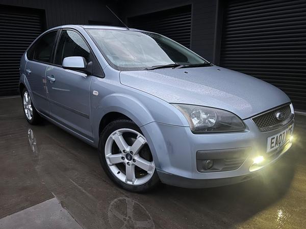 Ford Focus 1.8 Zetec Climate 5dr - Image 1