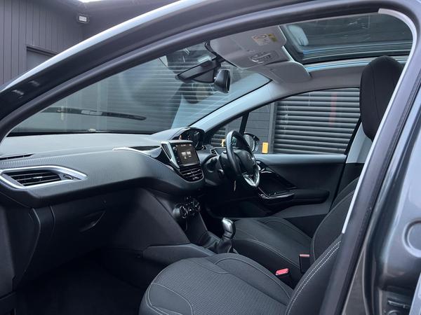 Peugeot 208 1.2 PureTech Allure Euro 6 5dr - Image 2