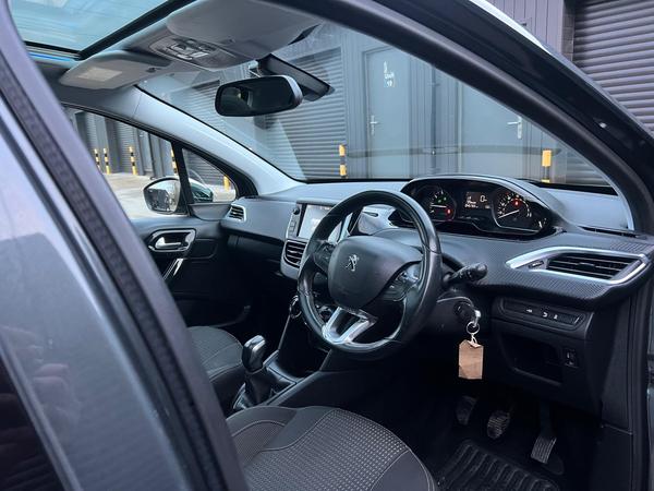 Peugeot 208 1.2 PureTech Allure Euro 6 5dr - Image 3