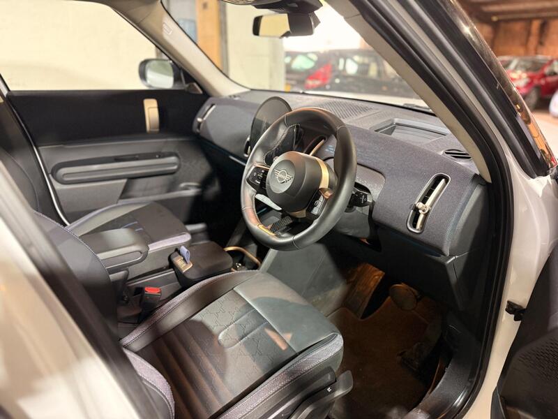 2025 MINI Countryman 1.5C MHEV Classic Auto Euro 6 (s/s) 5dr