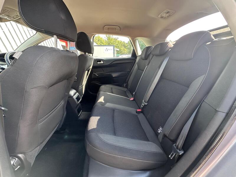 Citroen C4 photo 33