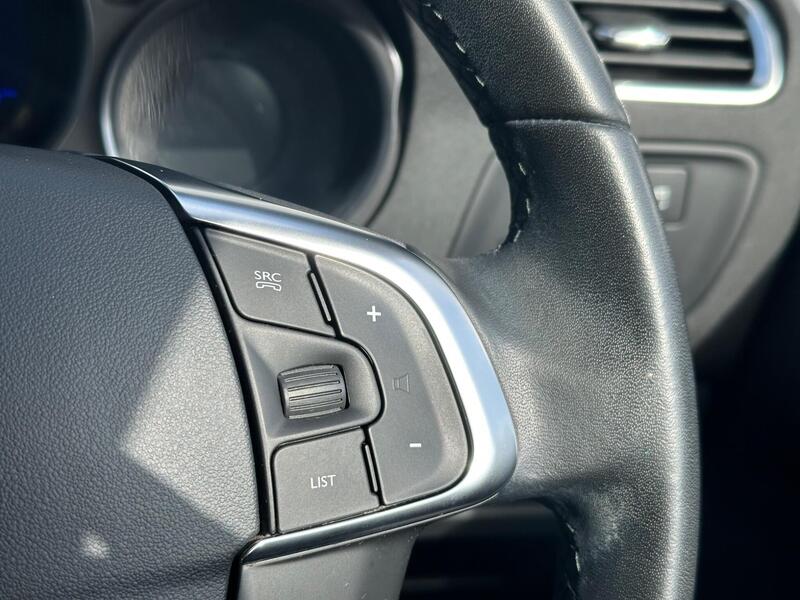 Citroen C4 photo 21
