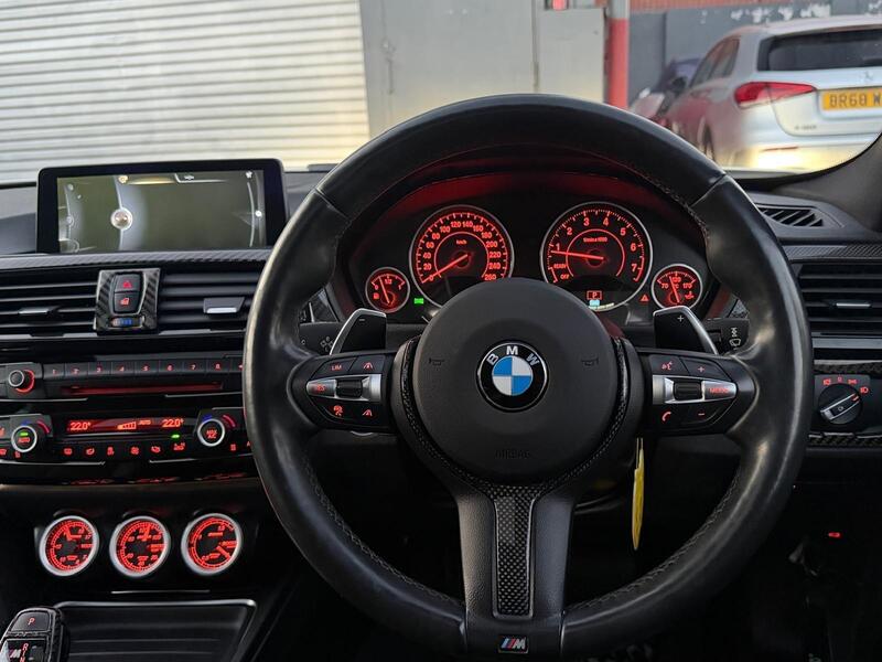 BMW 3 Series 3.0 340i M Sport Touring Auto Euro 6 (s/s) 5dr image 39