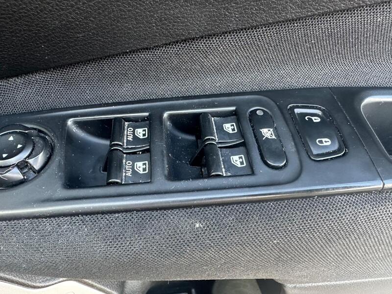 Jeep Renegade photo 18