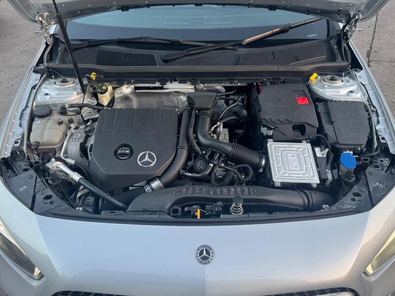 Mercedes-Benz A Class 1.3 A180 Sport 7G-DCT Euro 6 (s/s) 5dr image 25