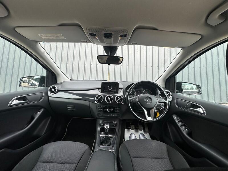 Mercedes-Benz B Class photo 13