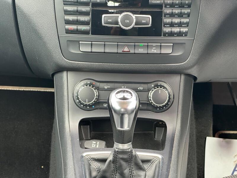 Mercedes-Benz B Class photo 21