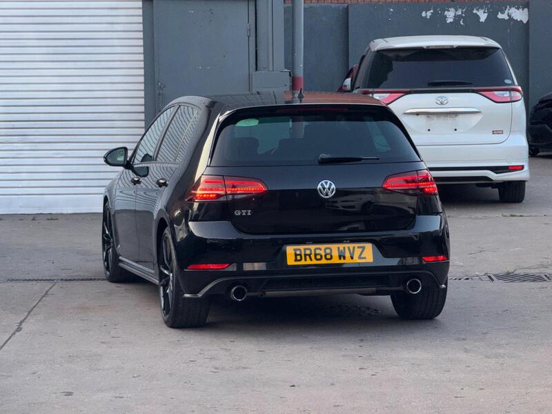 Volkswagen Golf 2.0 TSI GTI DSG Euro 6 (s/s) 5dr image 4