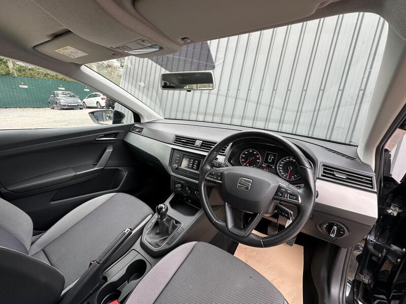 SEAT Ibiza photo 34