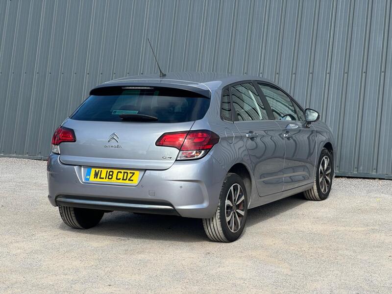 Citroen C4 photo 8
