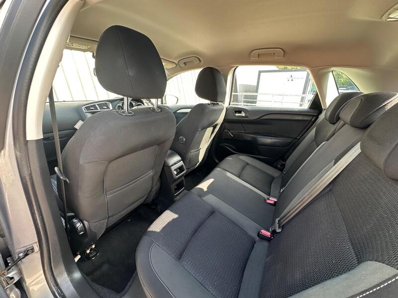 Citroen C4 photo 35