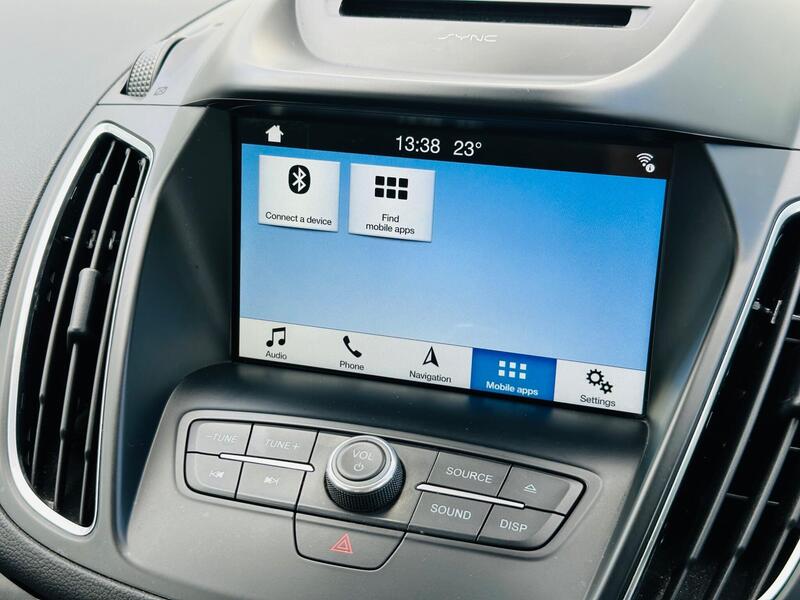 Ford Grand C-Max photo 23