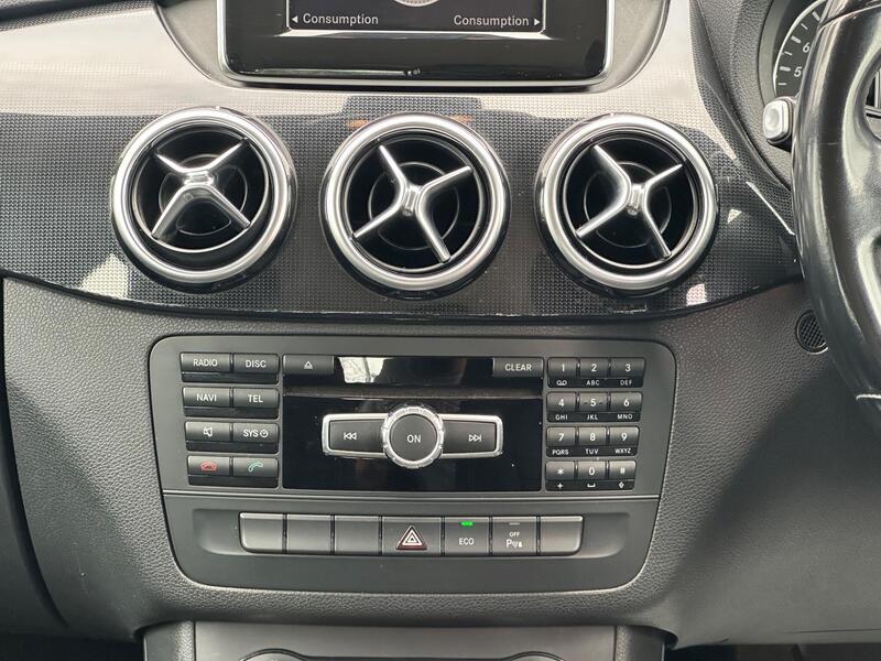Mercedes-Benz B Class photo 20