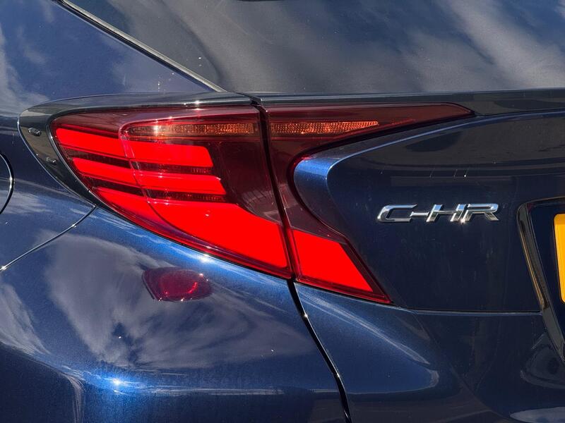Toyota C-HR image 31