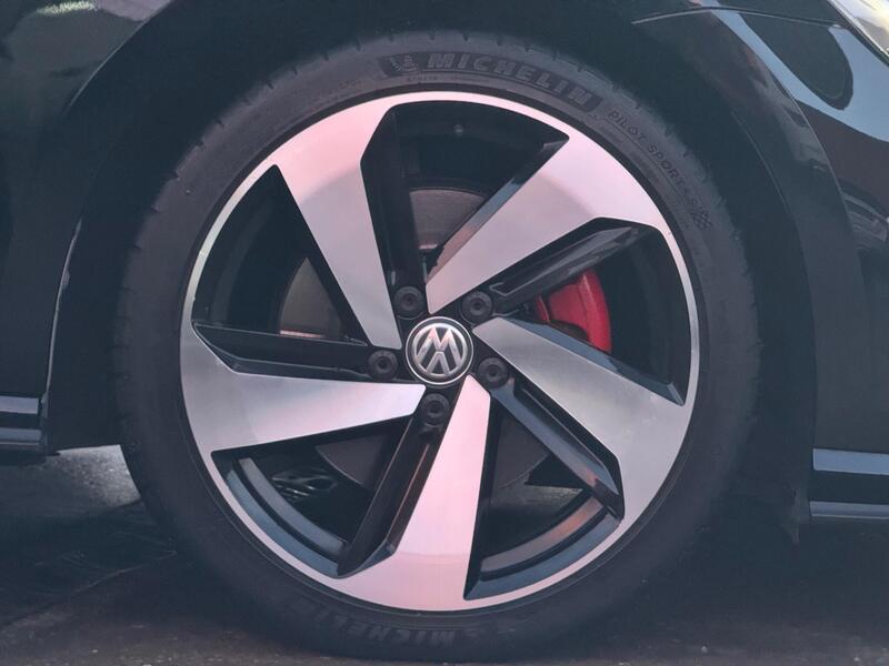 Volkswagen Golf 2.0 TSI BlueMotion Tech GTI DSG Euro 6 (s/s) 5dr image 33