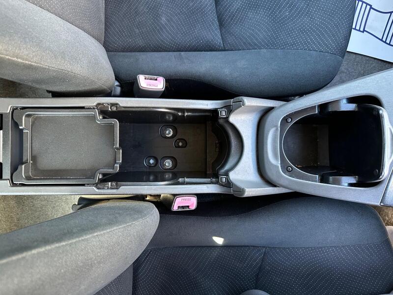 Toyota Prius photo 21