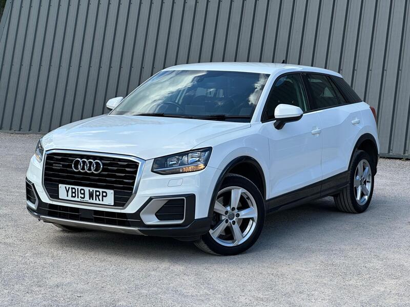 Audi Q2 photo 44
