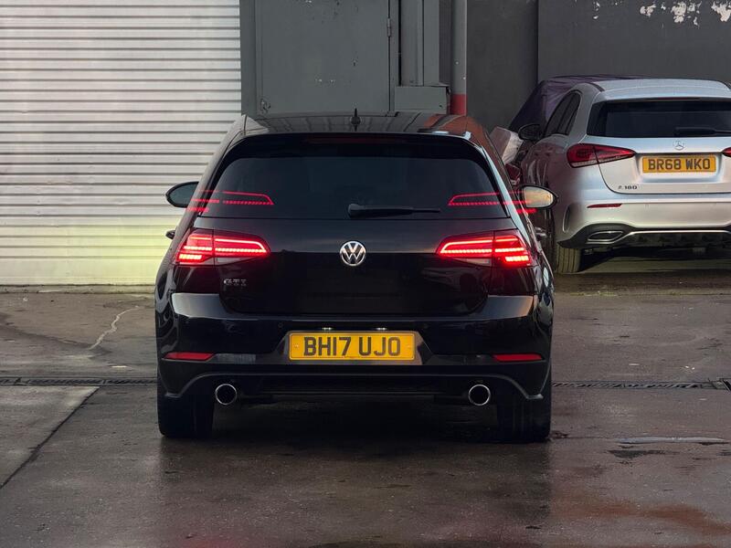 Volkswagen Golf 2.0 TSI BlueMotion Tech GTI DSG Euro 6 (s/s) 5dr image 16