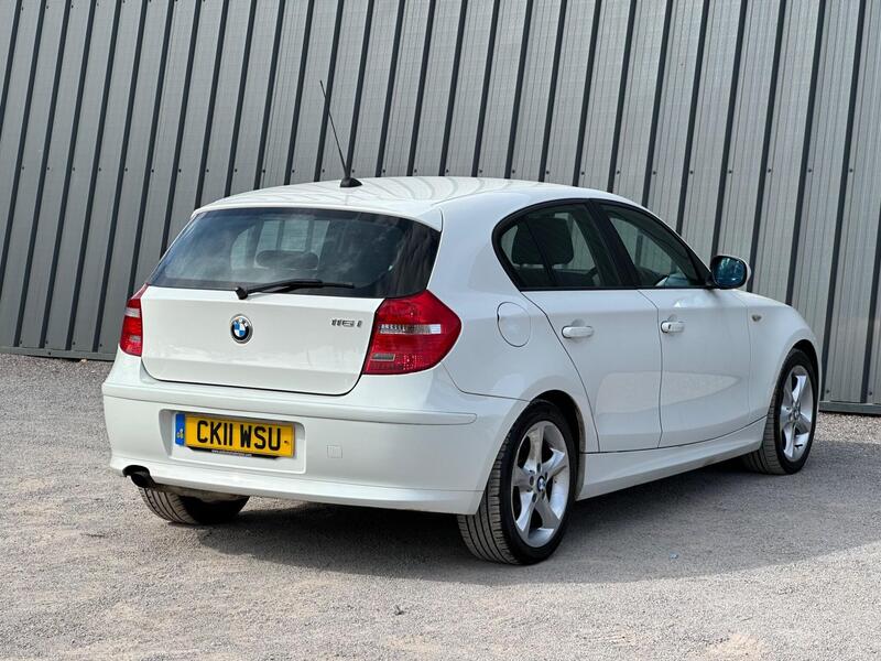 BMW 1 Series photo 8