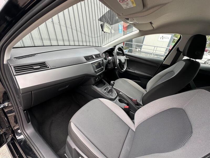 SEAT Ibiza photo 41