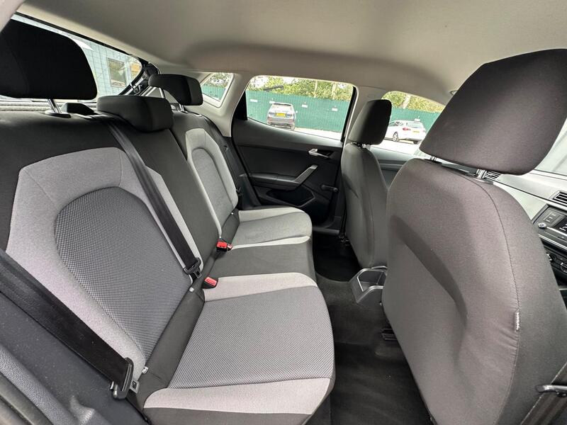 SEAT Ibiza photo 49