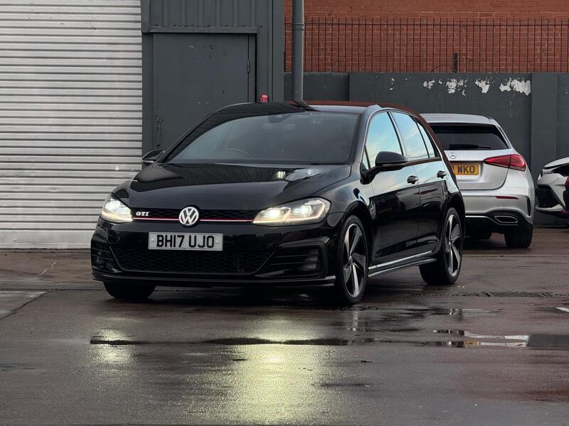 Volkswagen Golf 2.0 TSI BlueMotion Tech GTI DSG Euro 6 (s/s) 5dr image 4