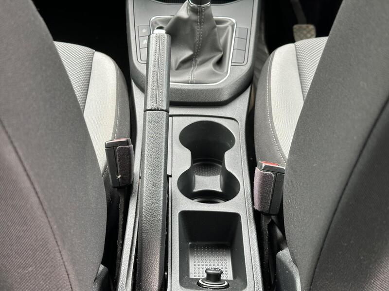 SEAT Ibiza photo 26