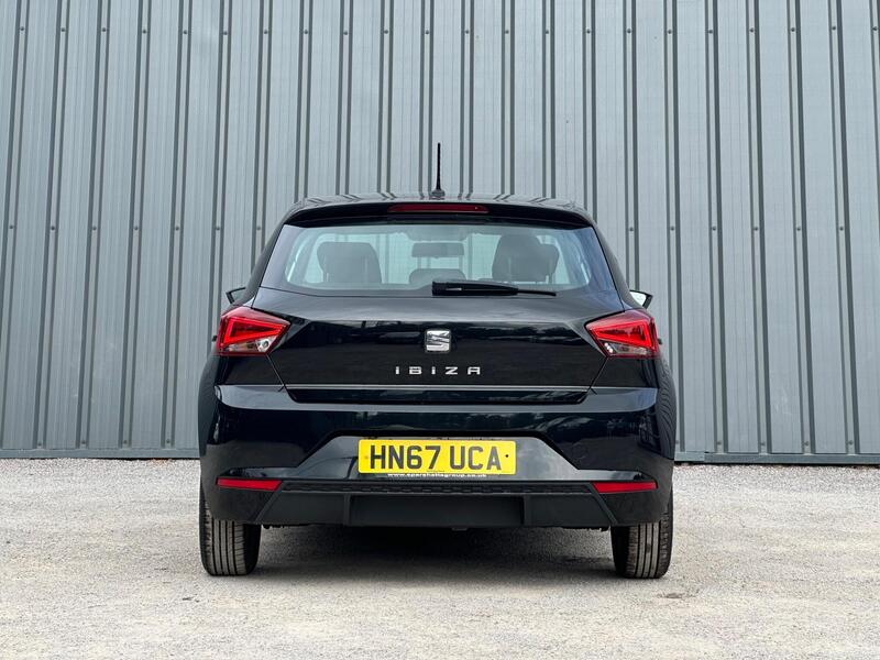 SEAT Ibiza photo 4