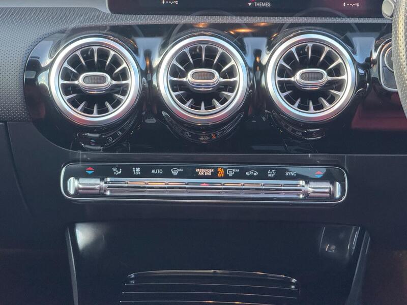 Mercedes-Benz CLA 2.1 CLA200d AMG Line Coupe