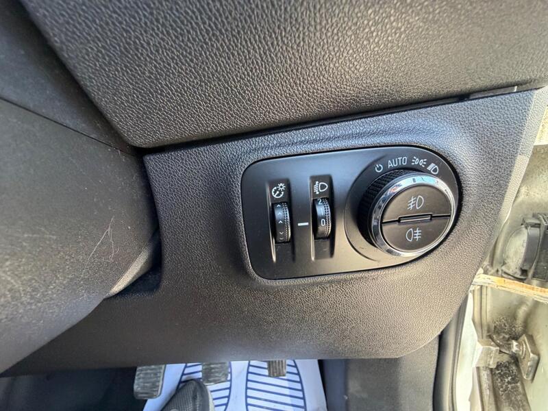 Vauxhall Corsa photo 15