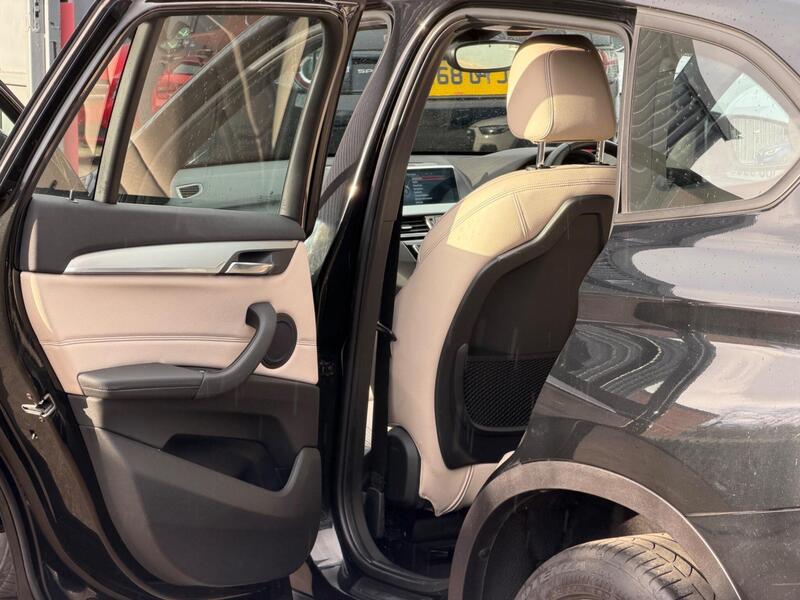 BMW X1 2.0 20i Sport Auto xDrive Euro 6 (s/s) 5dr image 19