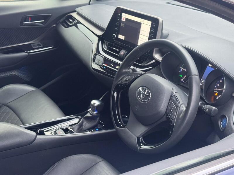 Toyota C-HR image 35