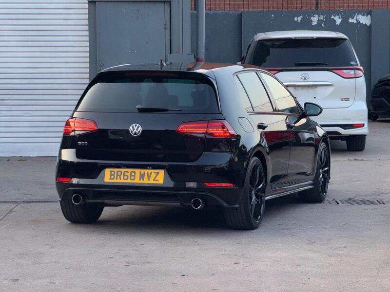 Volkswagen Golf 2.0 TSI GTI DSG Euro 6 (s/s) 5dr image 13