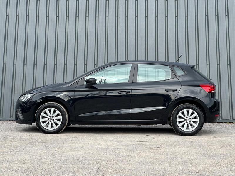 SEAT Ibiza photo 6