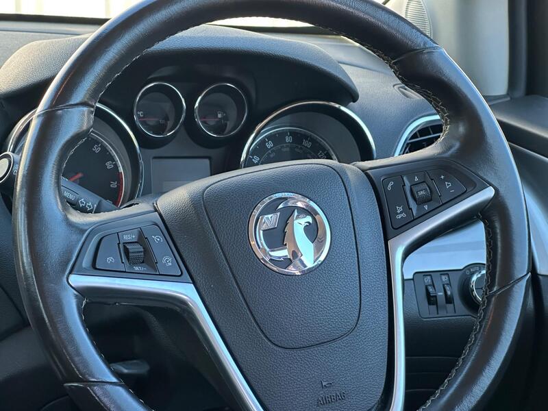 Vauxhall Mokka photo 19