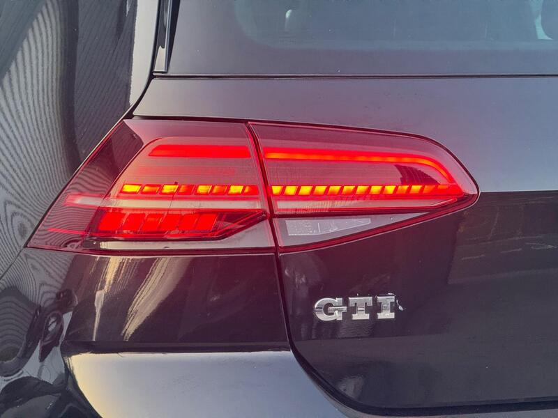 Volkswagen Golf 2.0 TSI GTI DSG Euro 6 (s/s) 5dr image 30