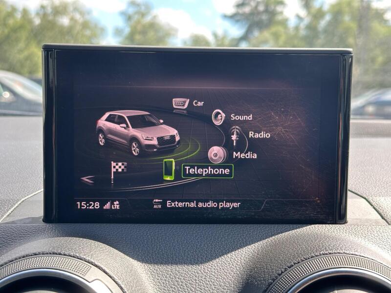 Audi Q2 photo 21
