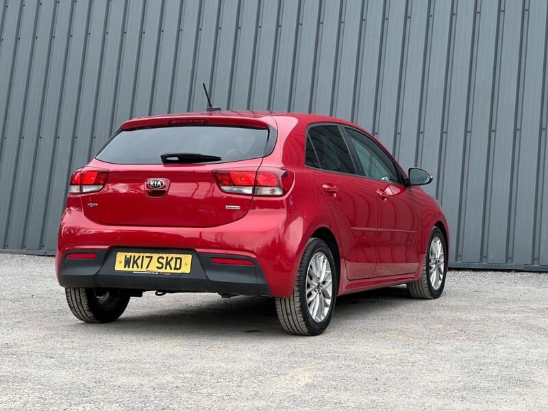 Kia Rio photo 8