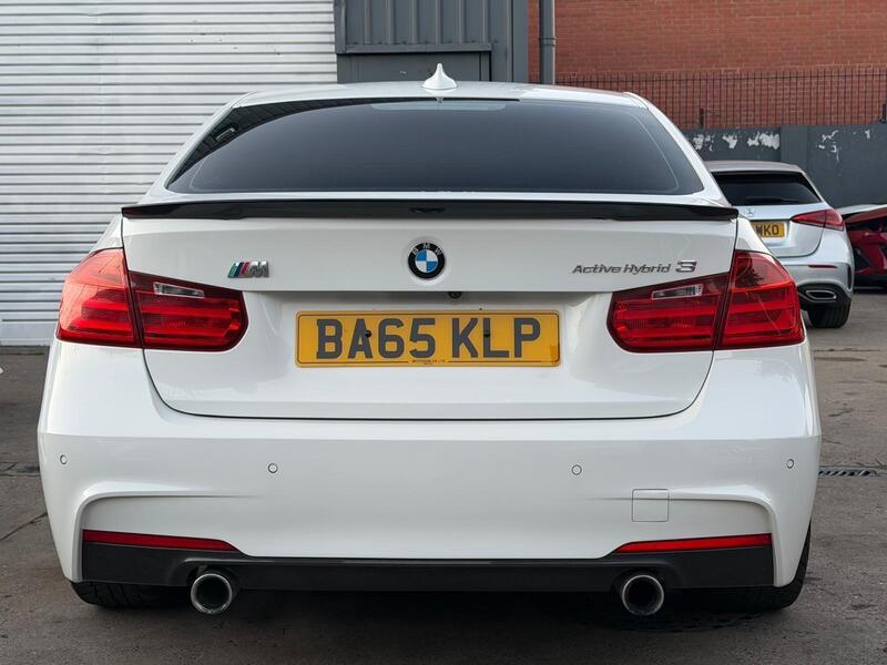 BMW 3 Series 3.0 340i M Sport Touring Auto Euro 6 (s/s) 5dr image 5