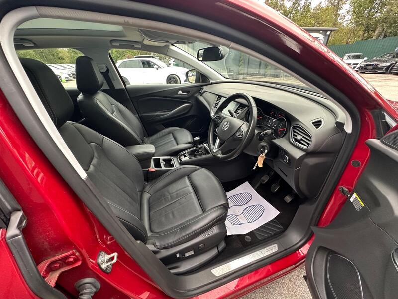 Vauxhall Grandland X photo 18