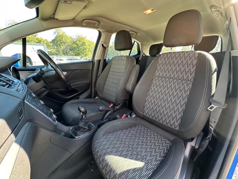 Vauxhall Mokka photo 33