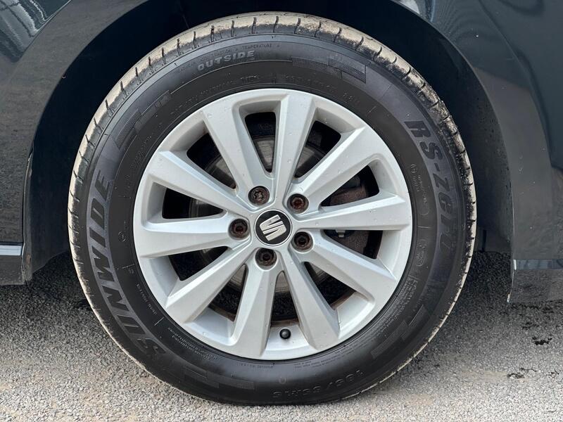 SEAT Ibiza photo 9